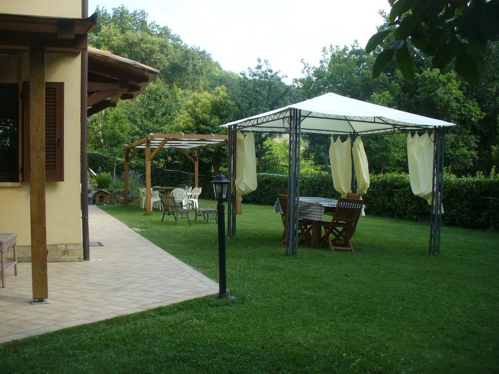 Villa Agriturismo Il Sentiero à Montalto delle Marche Extérieur photo