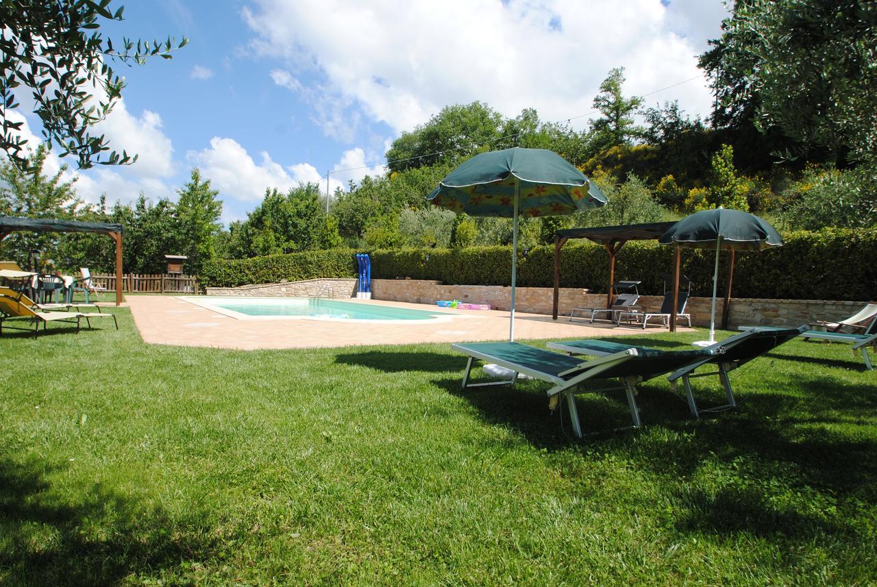 Villa Agriturismo Il Sentiero à Montalto delle Marche Extérieur photo