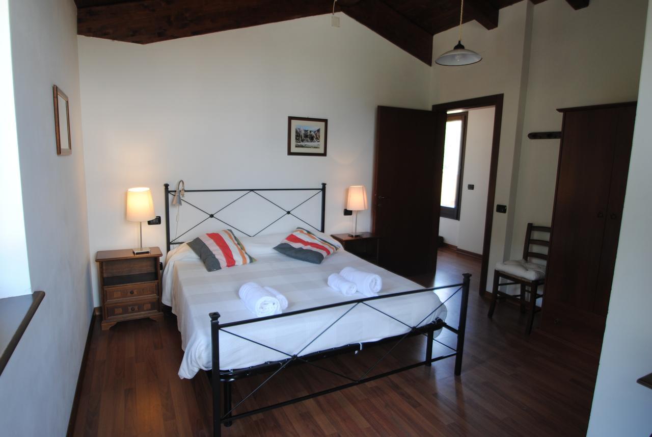 Villa Agriturismo Il Sentiero à Montalto delle Marche Extérieur photo