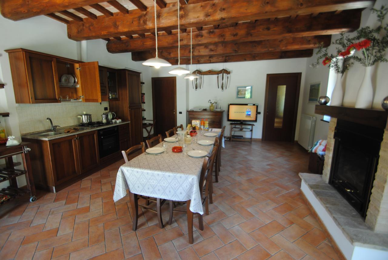 Villa Agriturismo Il Sentiero à Montalto delle Marche Extérieur photo